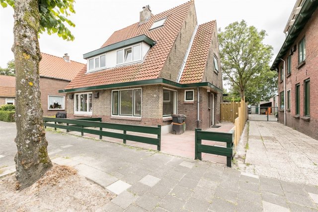 iQ Makelaars Zwanenburg, Wilgenlaan