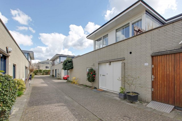 iQ Makelaars AMSTERDAM, L.J.M. Beelstraat