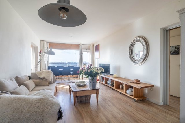 iQ Makelaars Amsterdam, Loenermark