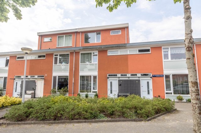 iQ Makelaars Amsterdam, Van Karnebeekstraat